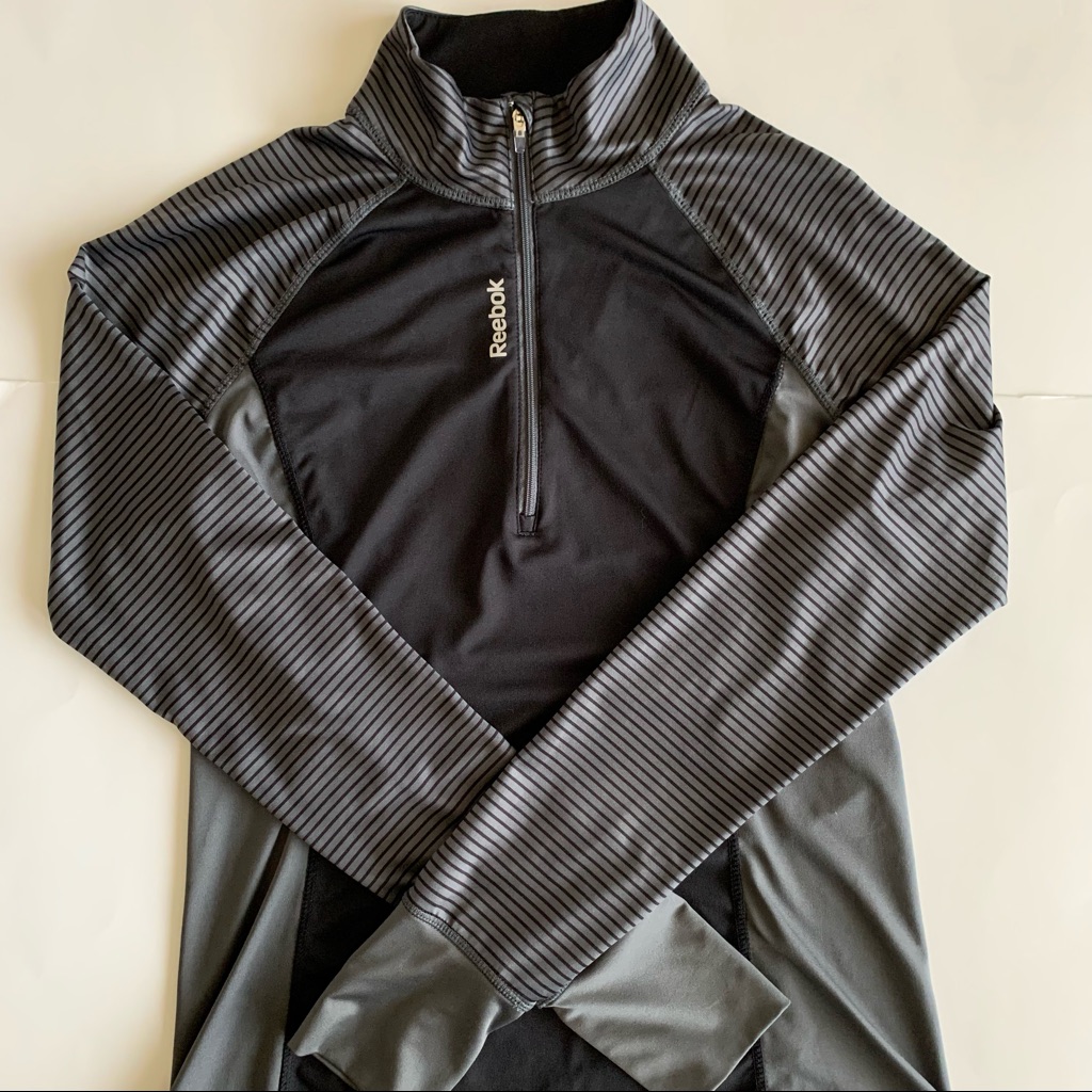 2/$20reebok Pullover